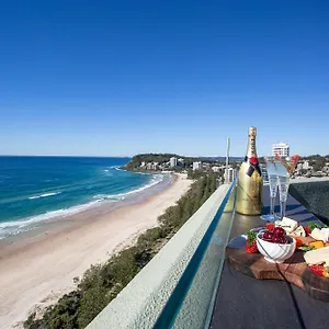 Burleigh Esplanade Gold Coast