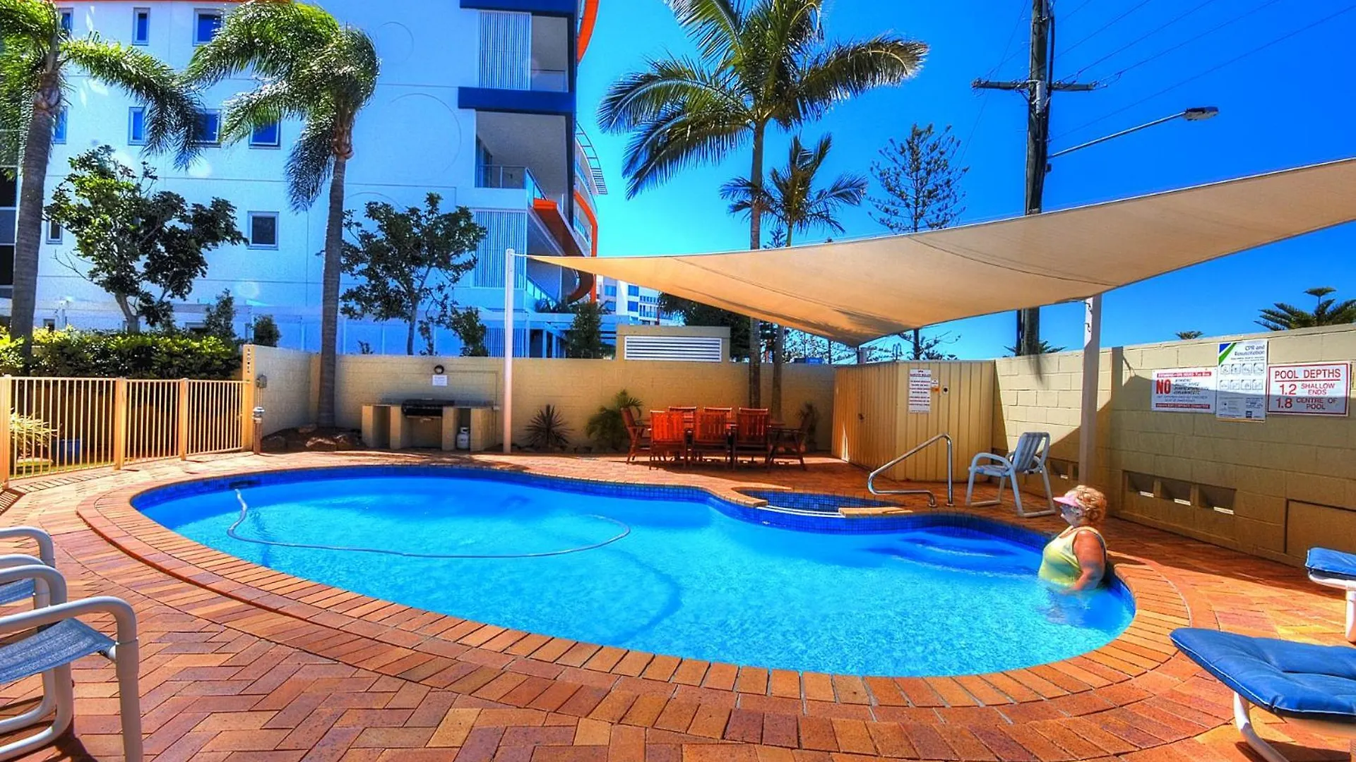 Bayview Beach Holiday Apartments Gold Coast Aparthotel