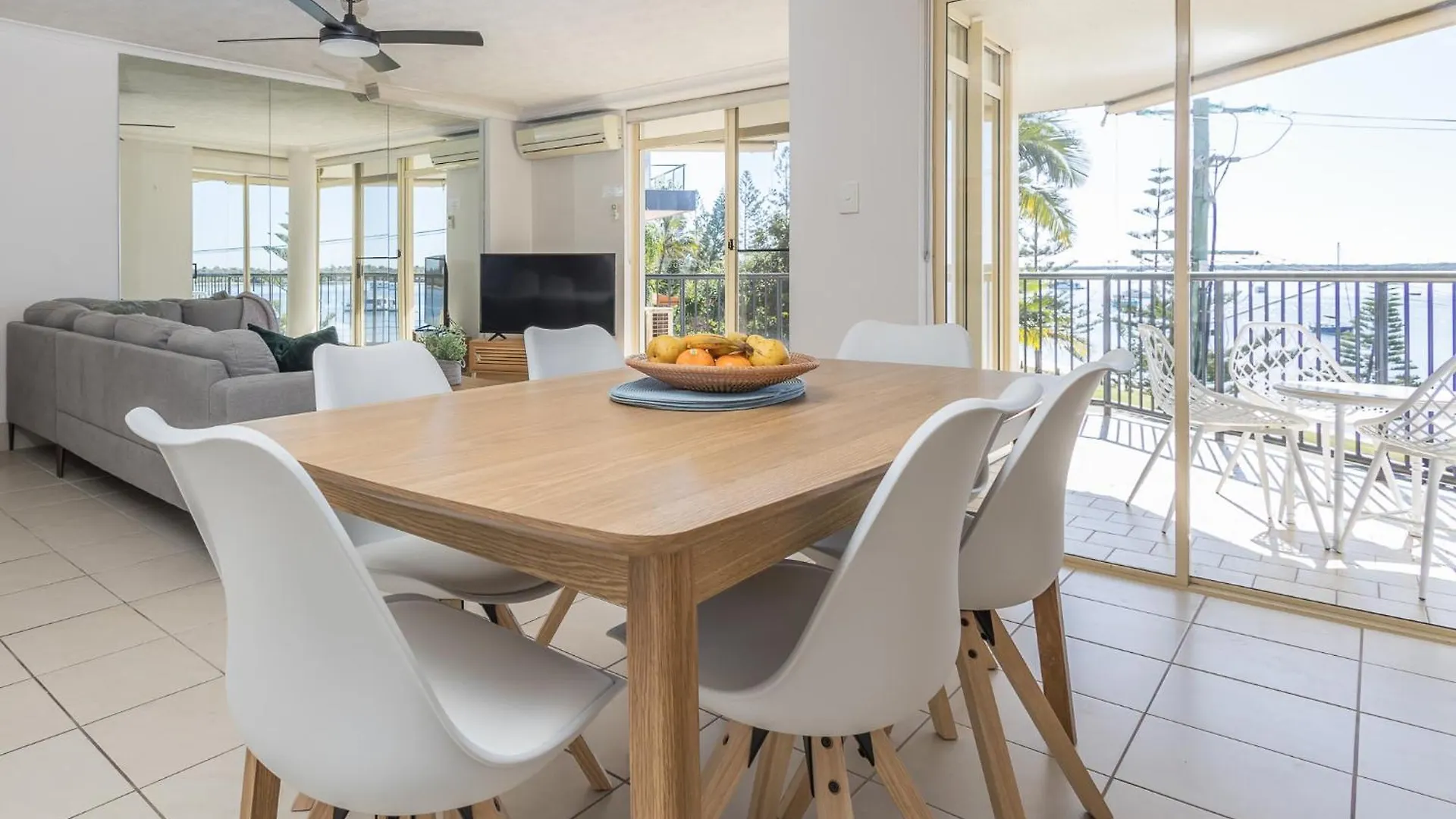 Aparthotel Bayview Beach Holiday Apartments Gold Coast