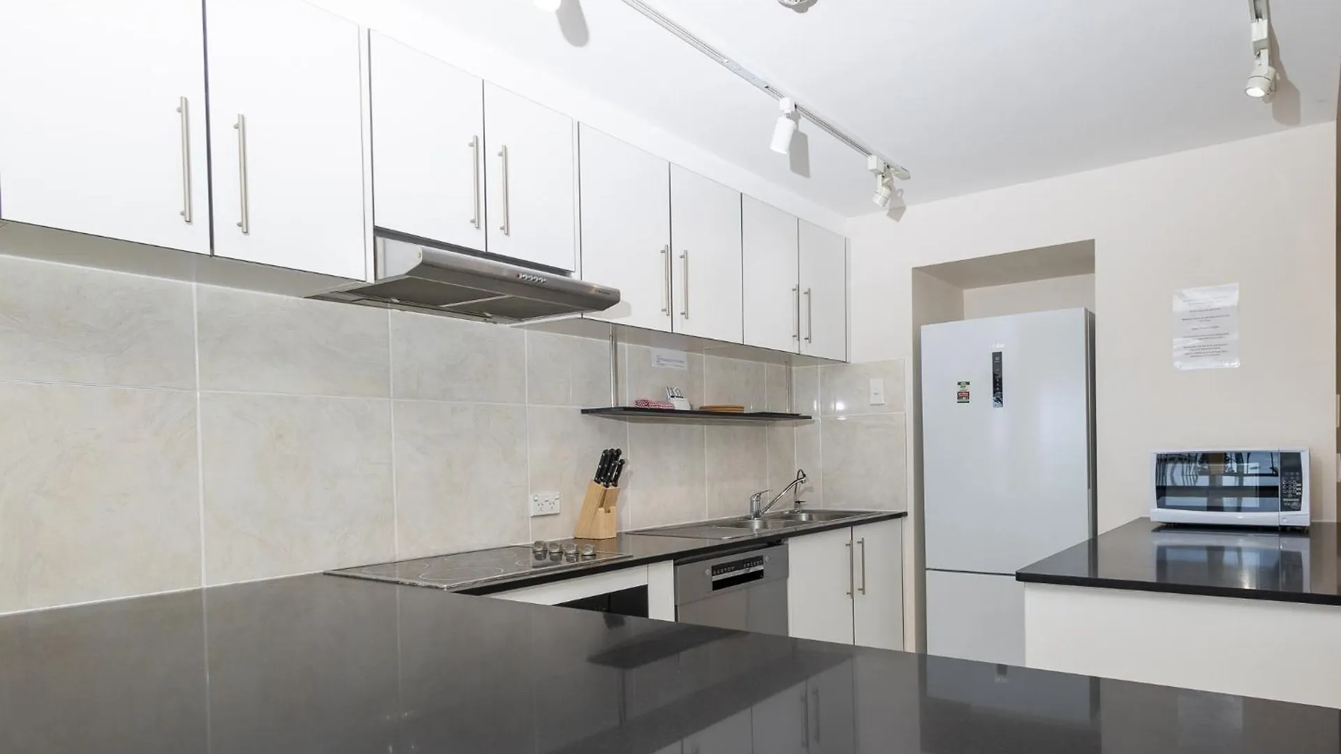 Aparthotel Bayview Beach Holiday Apartments Gold Coast