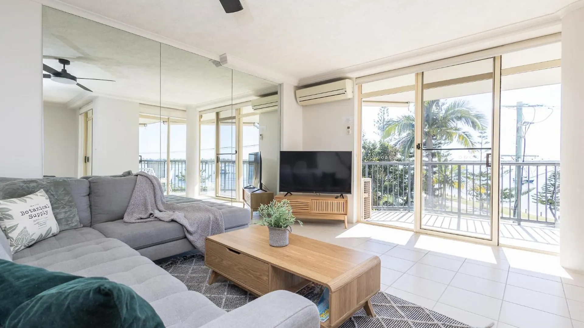 Aparthotel Bayview Beach Holiday Apartments Gold Coast