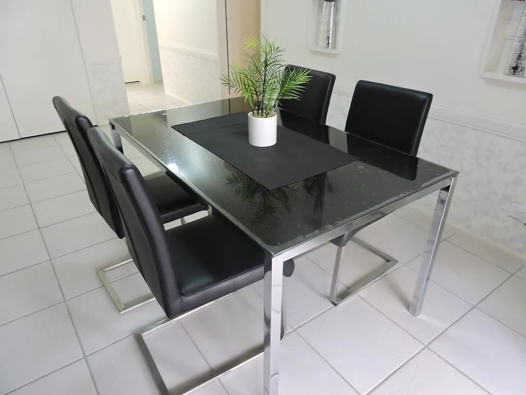 Aparthotel Bayview Beach Holiday Apartments Gold Coast