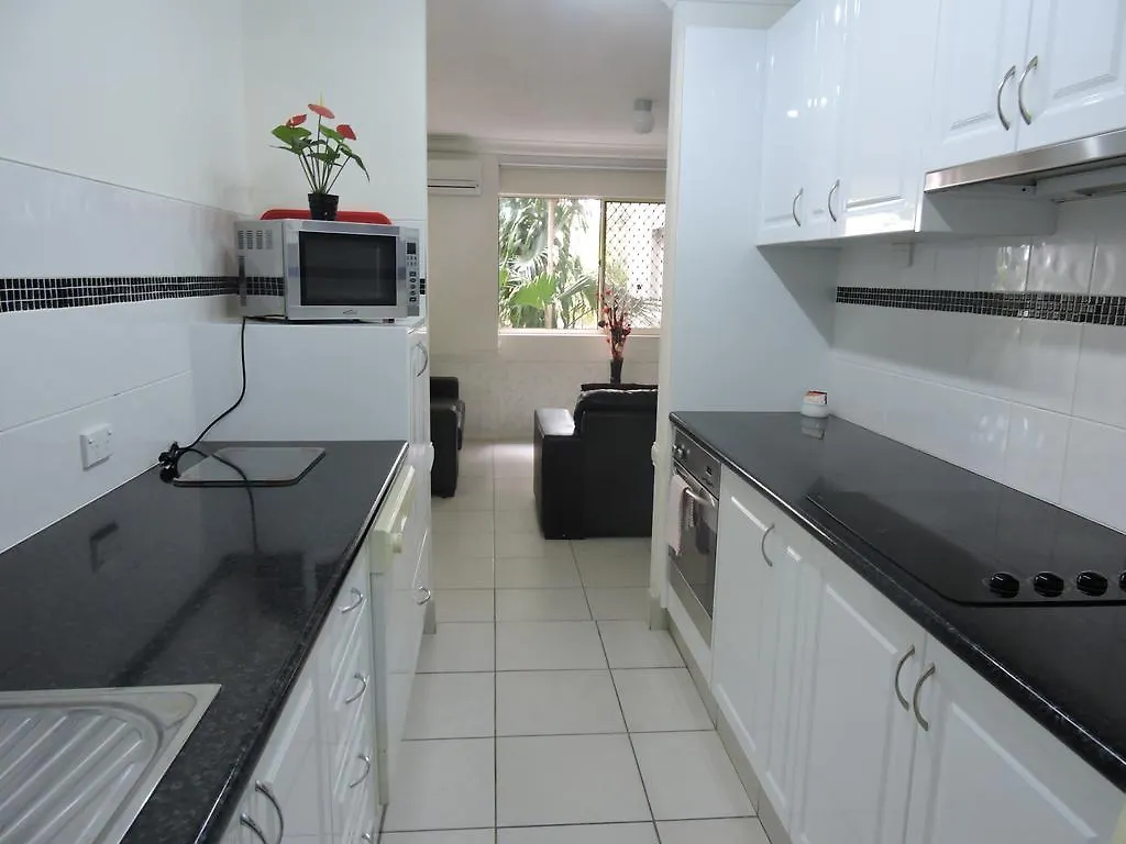 Bayview Beach Holiday Apartments Gold Coast Aparthotel